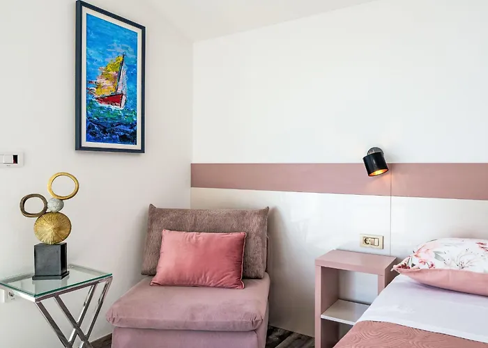 Villa Lumi By Interhome Marčana