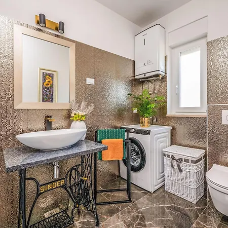 Lumi By Interhome